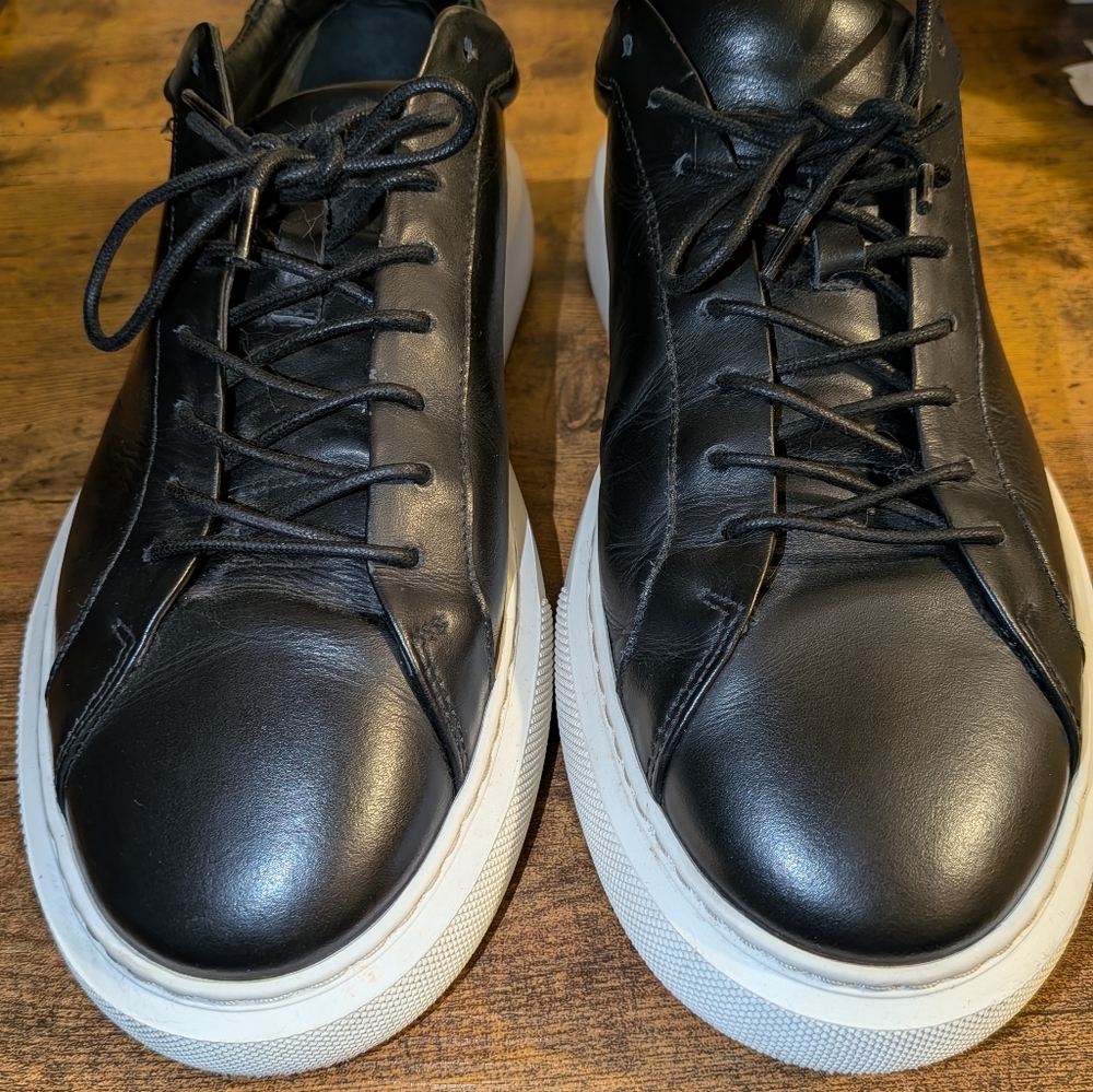 Black Leather Men's Sneakers